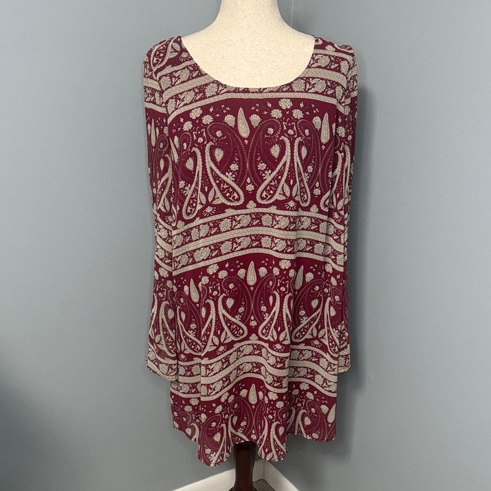 Charming Charlie Women’s Burgundy Paisley Dress Sz L